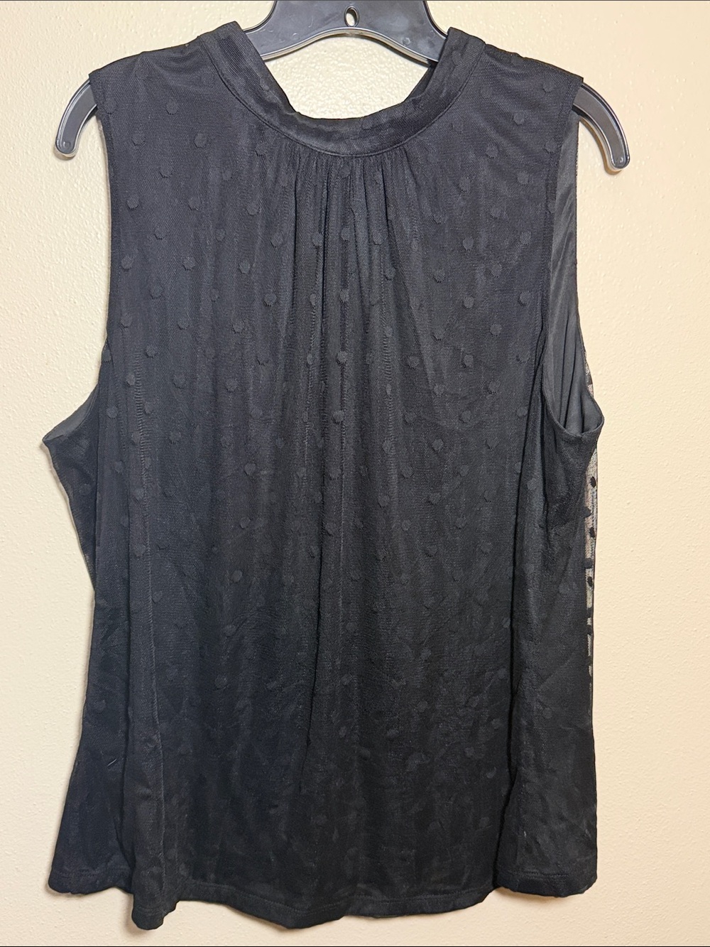 Black Sleeveless Tank Top with Subtle Dot Texture